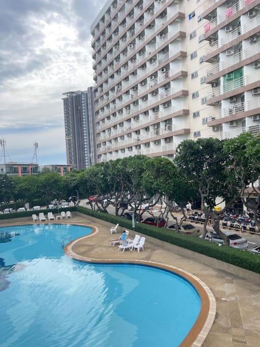 27sqm Rimhad A3 Monthly Rent * Jomtien Beach